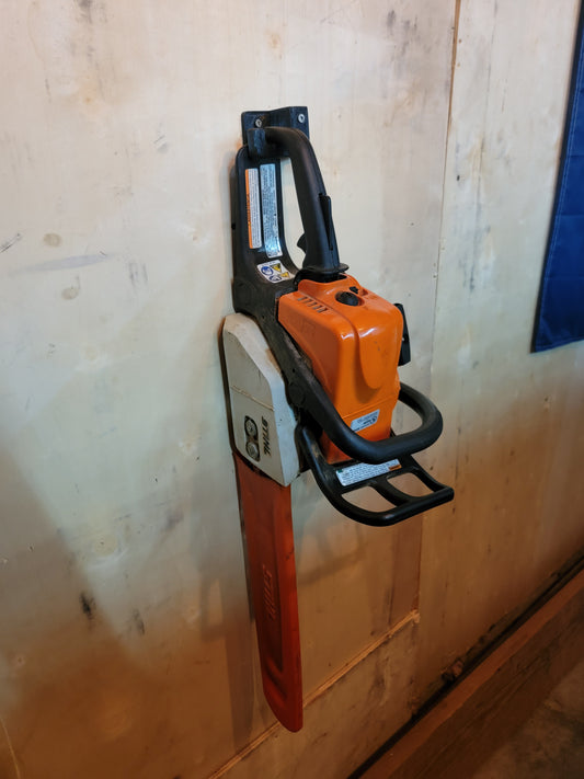 Chainsaw wall mount